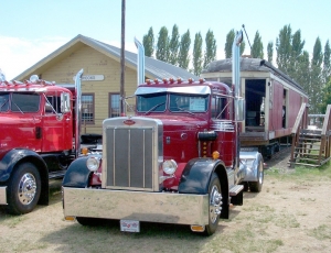 Peterbilt 281